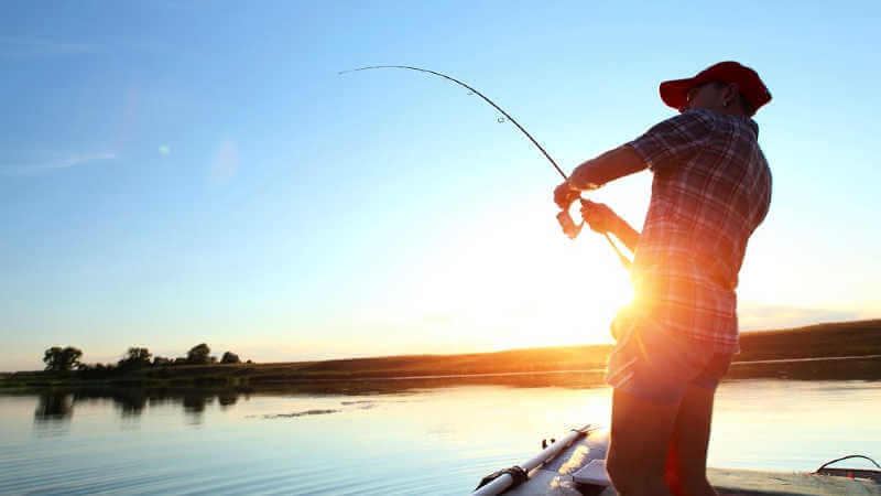 lake-macquarie-fishing-off-boat.jpeg